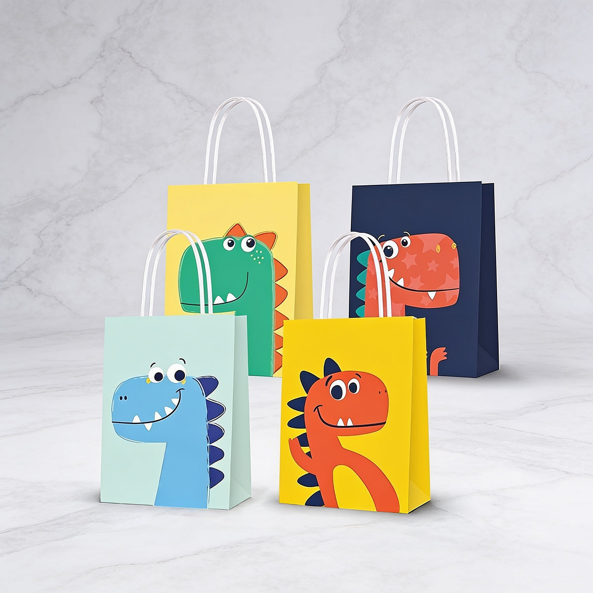 25 Bolsas Bond Full Color. Medidas: 18x23x10 cm