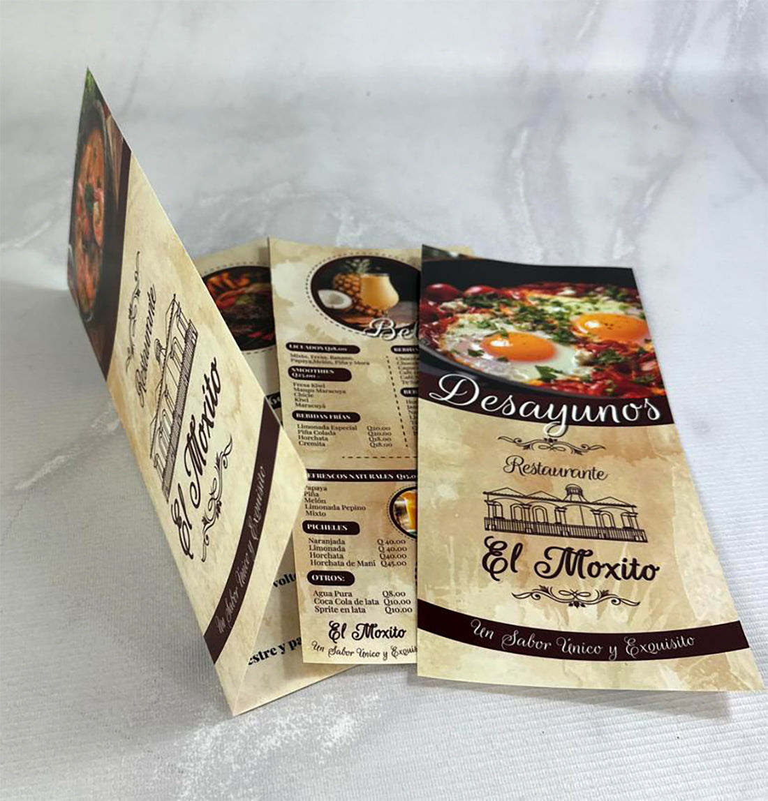 12 Menú para Restaurante Bifoliar Tamaño Oficio 6.5x8.5 pulgadas.