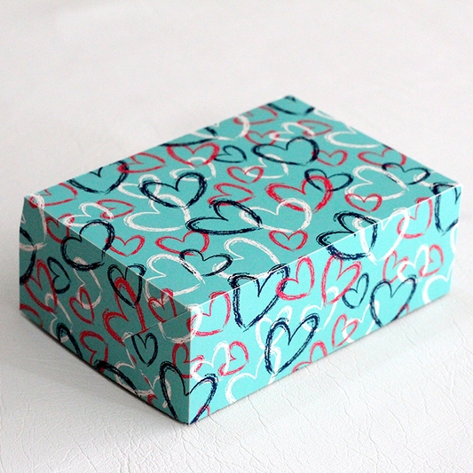 Ciento de Cajas Cuadradas San Valentín Medidas: 16x12x6cm