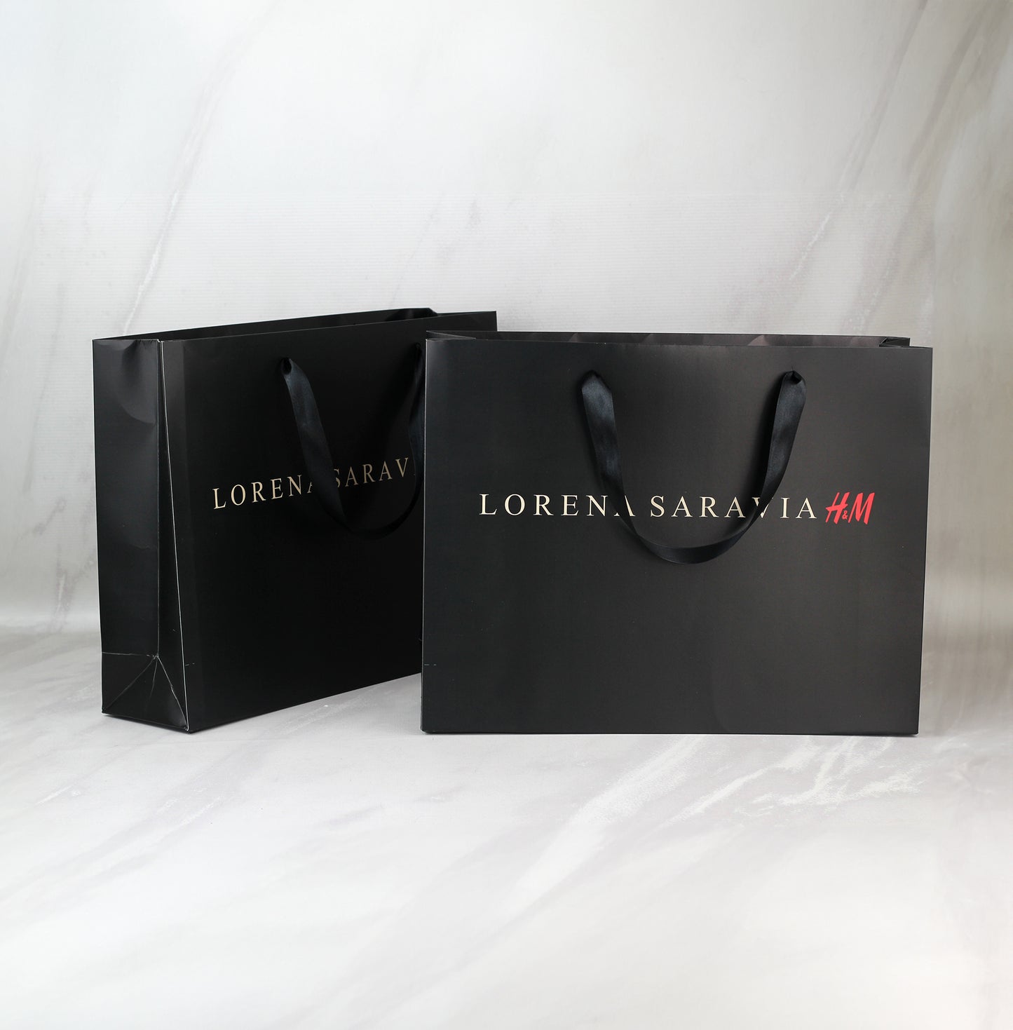 100 Bolsas Boutique Extra Grandes Premium Laminada Medidas: 44.8 x 34.8 x 12 CM Ancho-Alto-Fuelle.