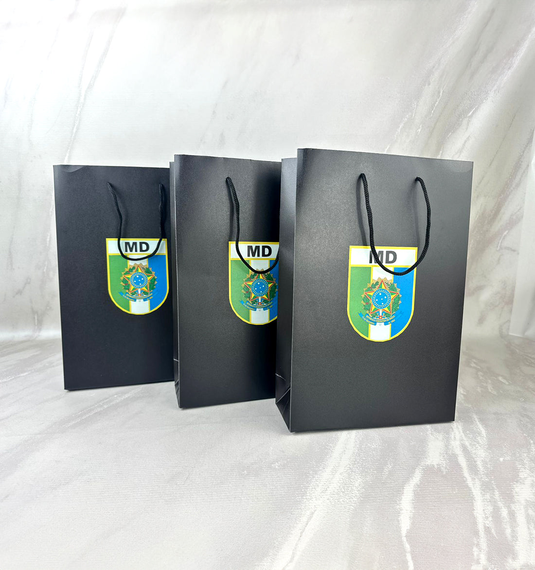 100 Bolsas Boutique Grandes Premium Laminadas Medidas: 23x34x9 CM Ancho-Alto-Fuelle