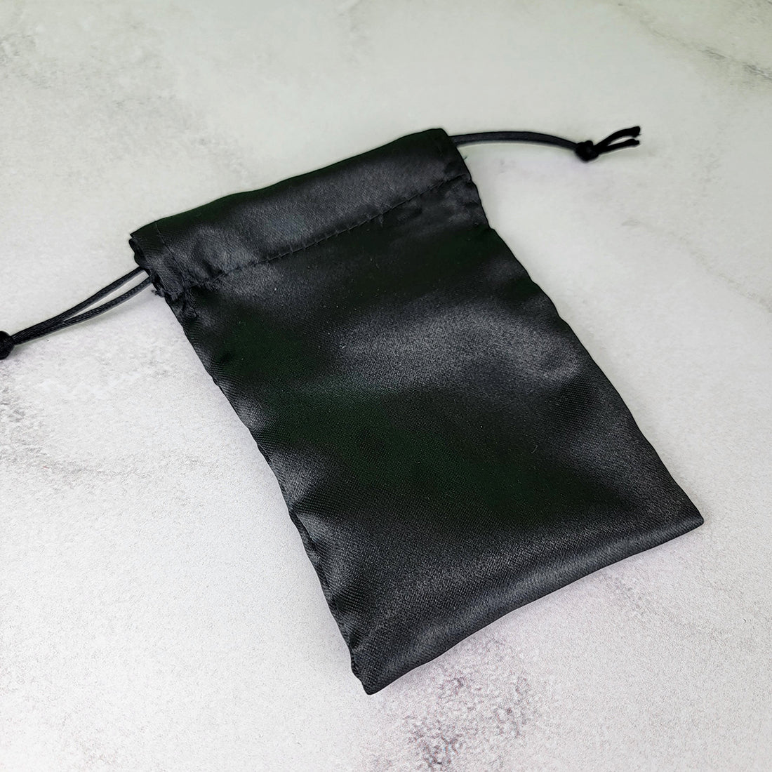 12 Bolsas de Tela Satín con Estampado en DTF Medidas: 9.5x14cm