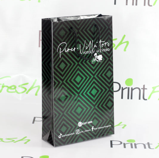 Ciento De Bolsas Boutique Full Color Verticales LAMINADAS Medidas: 22.5x38x8 cm.