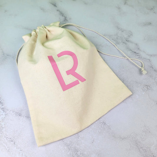 25 Bolsas de Tela para Joyería con DTF o Sublimadas Medidas: 20×18 cm