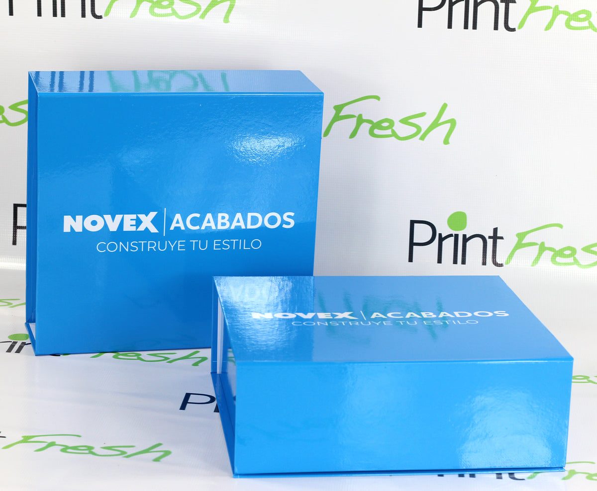 25 Cajas Rígidas de Cartón Chip Tipo Cofre con Vinil Adhesivo. Medidas: 33x33x12 cm.