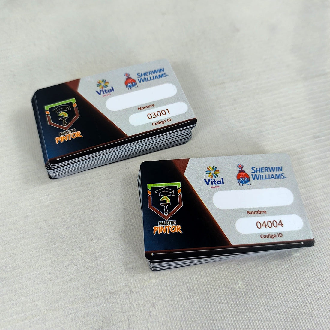 12 Gift Cards Pvc Sublimadas. Medidas: 8.5x5.5cm.