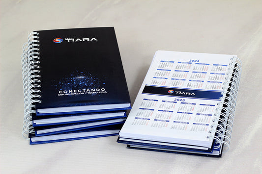 25 Cuadernos Personalizados Con Espiral y Laminado Brillante Media Carta