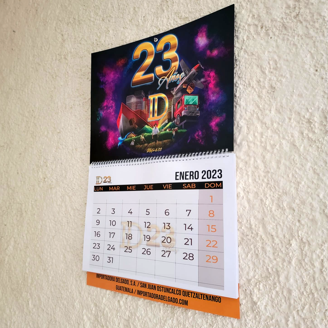 Millar de Calendarios de Pared Corporativos con 12 meses. Medidas 11×17 pulgadas