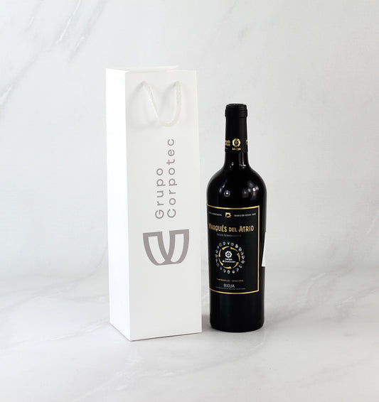 Ciento de Etiquetas Premium para Vino Millar. Medidas: 15.5x10.5 cm.