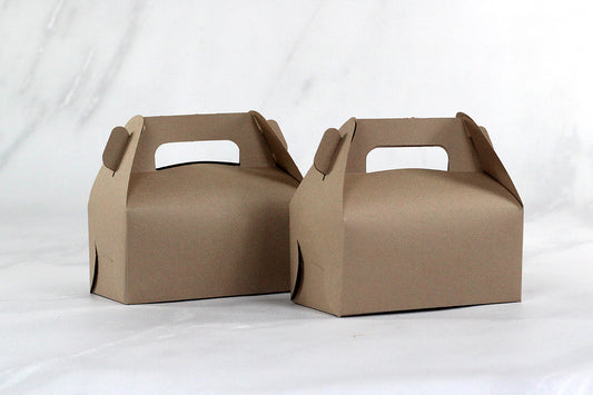 Ciento Loncheras en Kraft Sin Impresion Medidas: 22.5x17.5x11cm