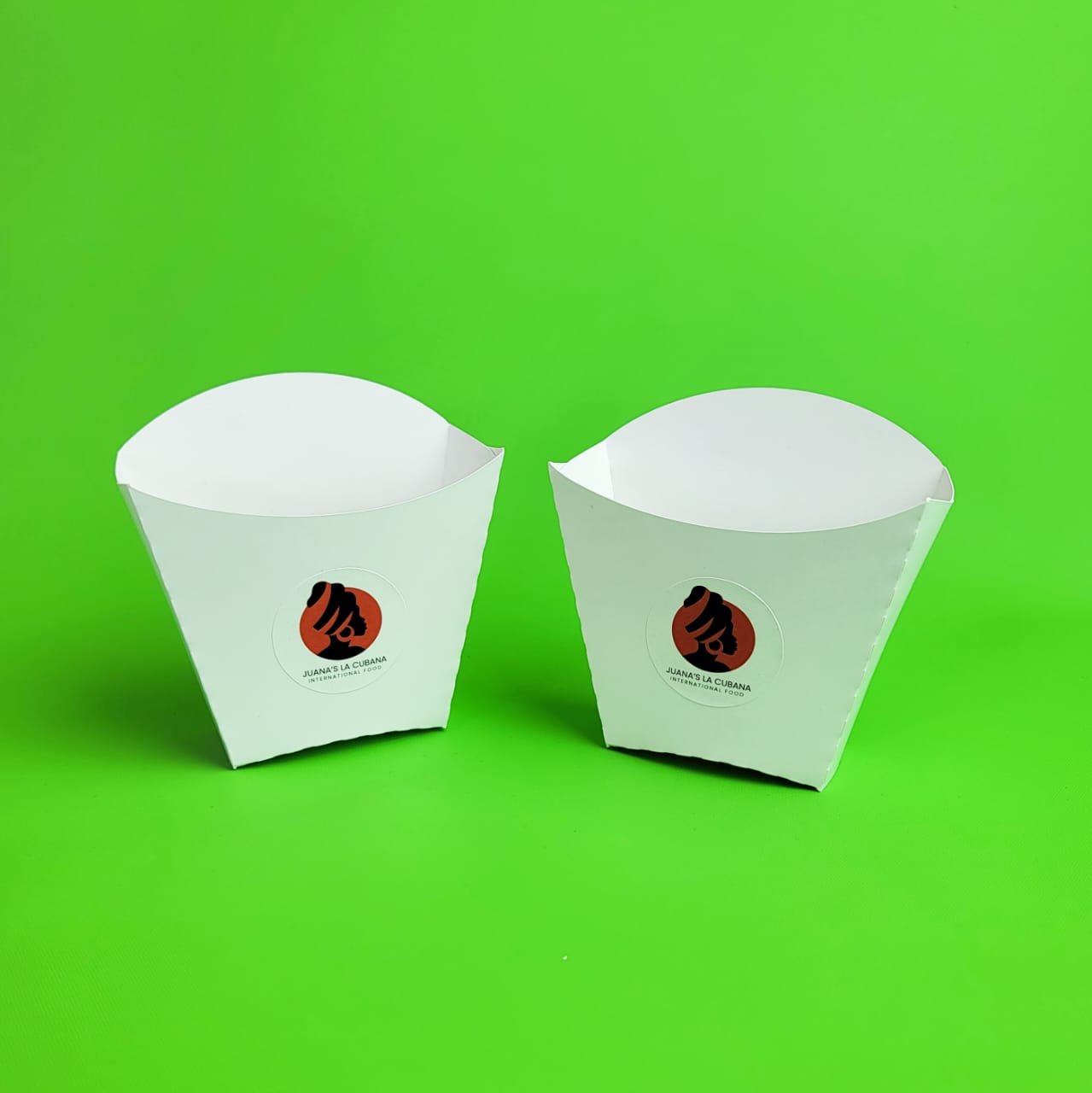 500 Cajas para Papas Medianas Blancas Con Sticker Medidas: 8.5X8X3.5CM