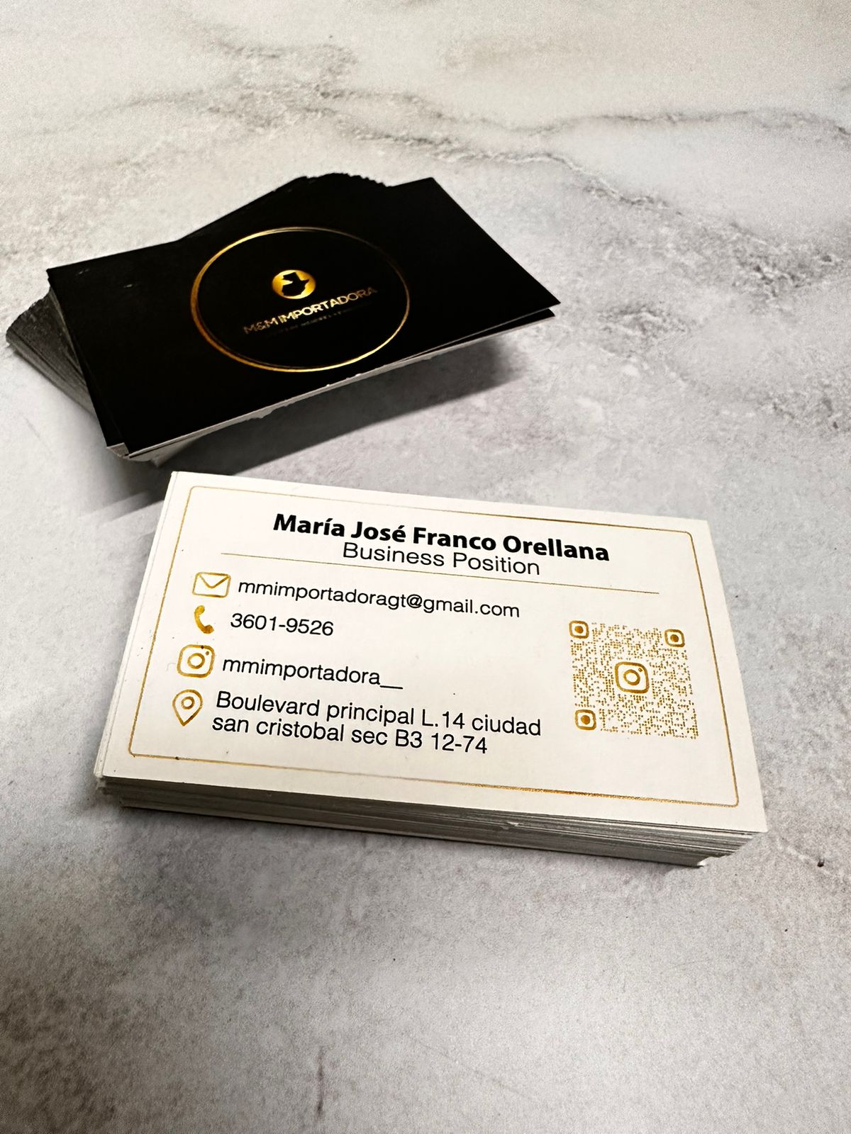 Ciento de Tarjetas de Presentación Tiro y Retiro con Laminado Mate o Brillante