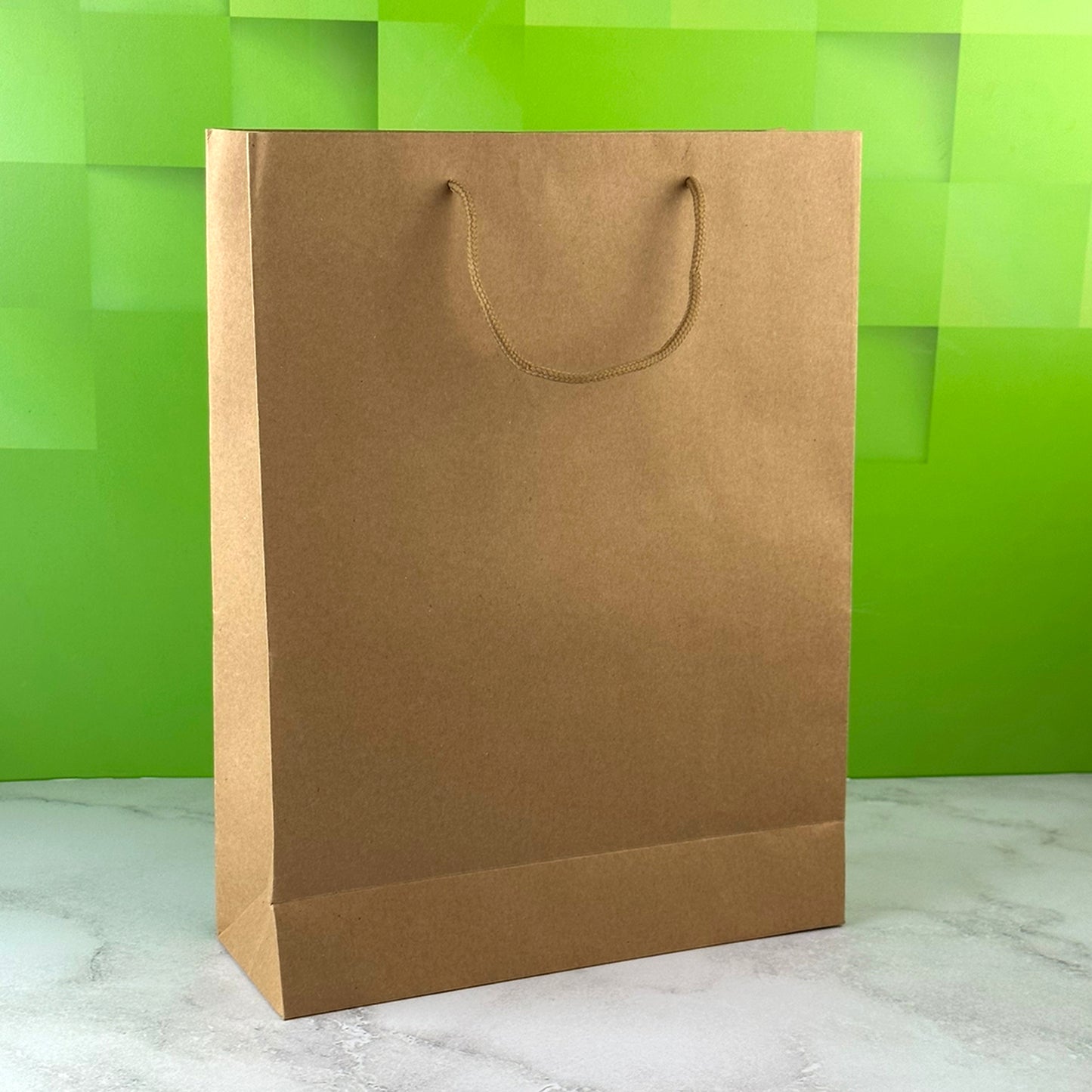Ciento de Bolsas Kraft Premium Medianas Medidas: 28x37X10 cm