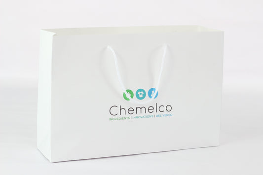 Ciento de Bolsas Boutique Personalizada Medidas: 38x24x9cm.