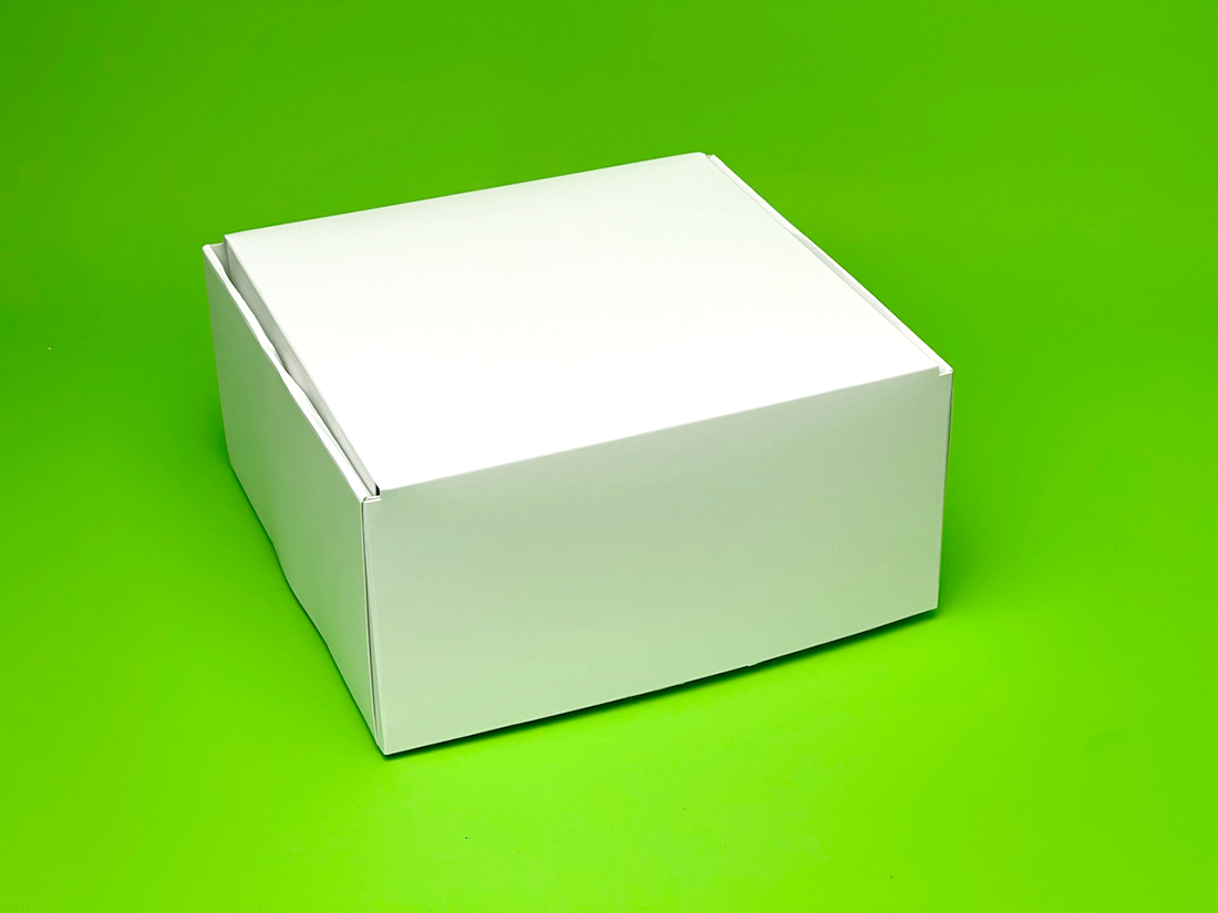 Ciento de Caja Cuadrada en Texcote Blanca MEDIDAS: 17.5×17.5x9 cm.