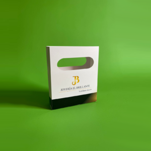 1 Ciento de Cajas con Agarrador Pequeña Medidas: 15x18x5 cm.