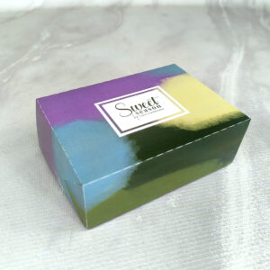 Ciento de Cajas Cuadradas San Valentín Medidas: 16x12x6 cm.