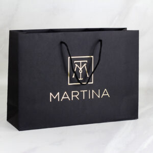 Ciento de Bolsas Boutique Personalizadas con Vinil Adhesivo Brillante