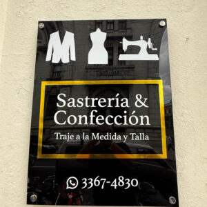 Rótulo Acrílico Medida: 60x80CM