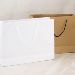 Ciento de Bolsas Bond o Kraft Medidas: 37x28x10 ancho-alto-fuelle